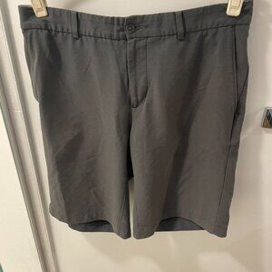 Nike dri-fit golf shorts 9"